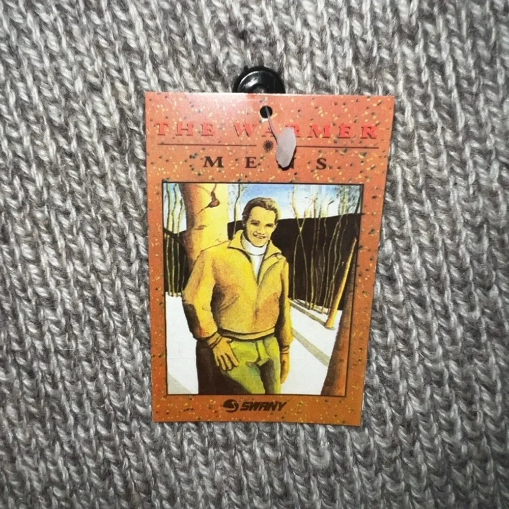 NWT Men’s “The Warmer” Scarf